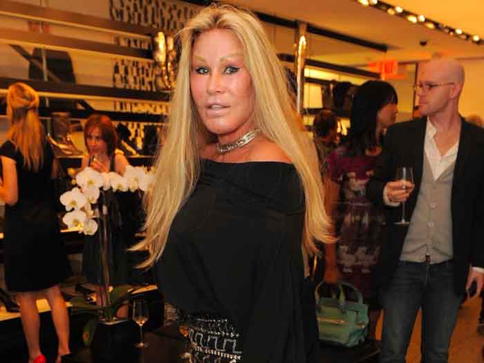 Jocelyn Wildenstein caught on camera while shopping.